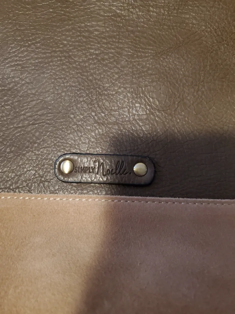 Simply Noelle Brown Leather Shoulder Bag image indicator(3)