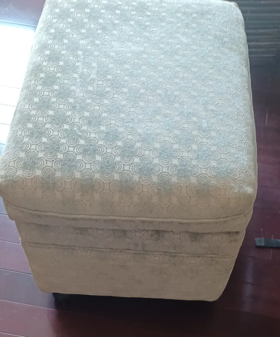 Storage Ottoman - Green Fabric image indicator(2)