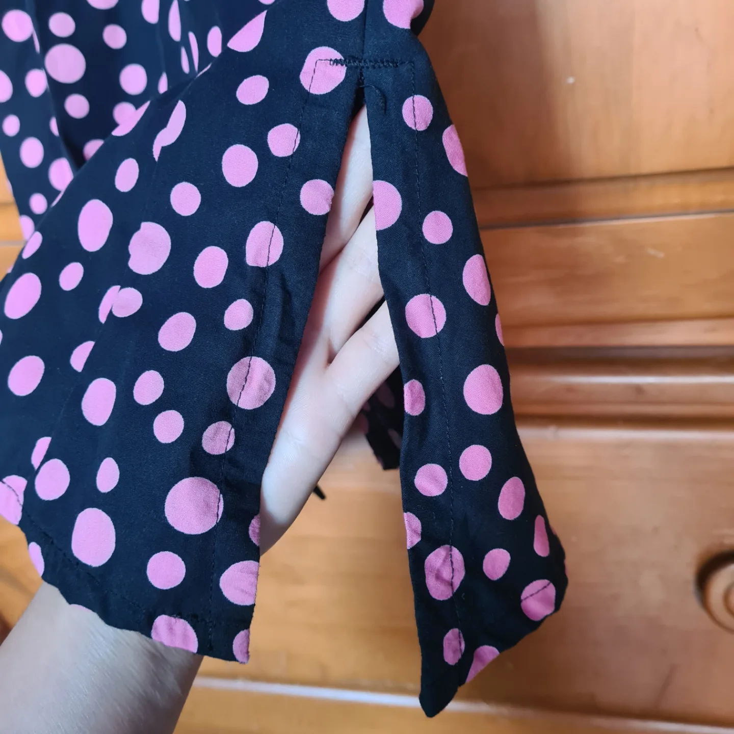 💚Jennifer Sleeveless Polka Dot Blouse - Size M image indicator(7)