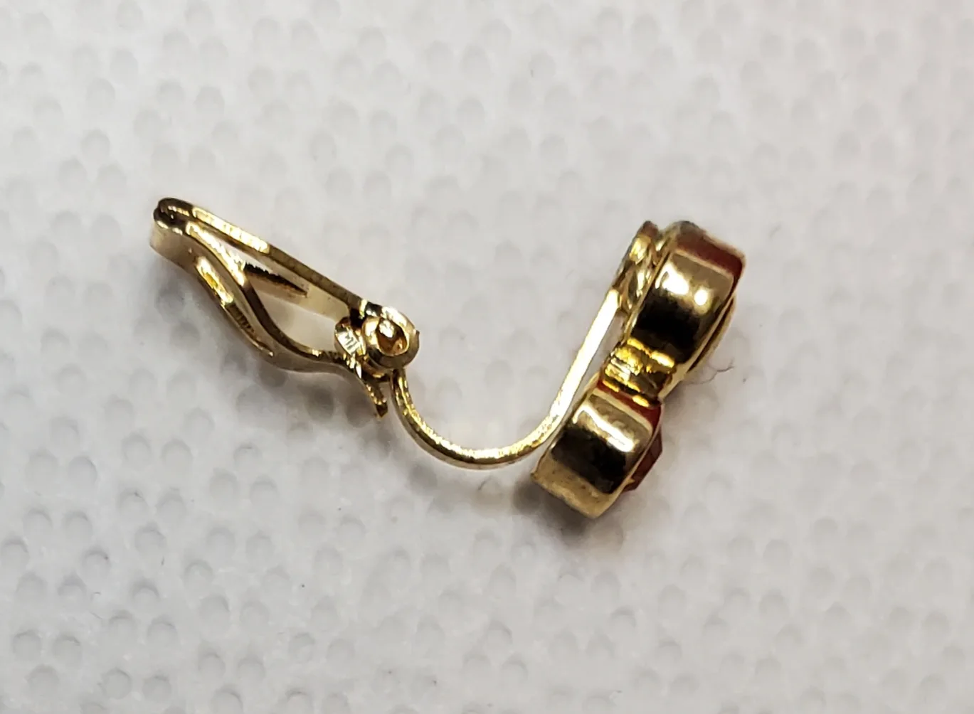 Pierre Cardin earring collection image indicator(6)