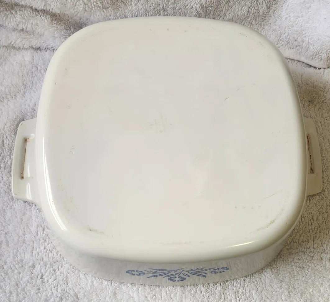 CorningWare A-2-B 2L Cornflower Blue Dish with Lid image indicator(7)