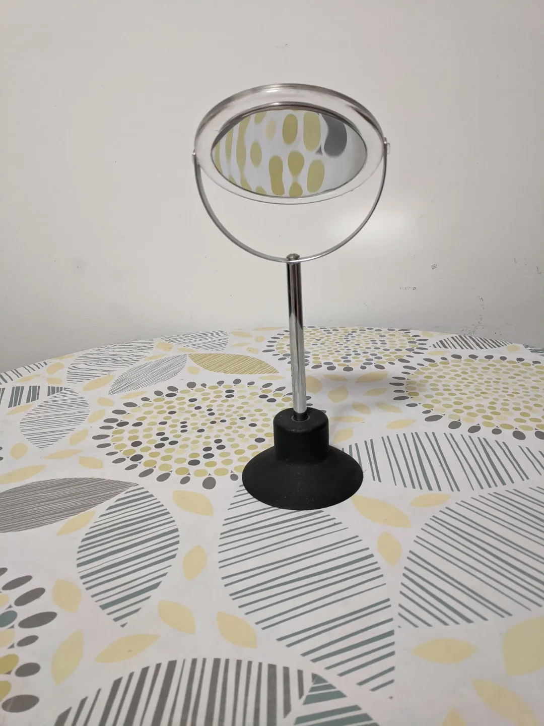 Round tabletop vanity mirror image indicator(6)