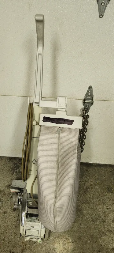 Kirby Generation 3 Vacuum Cleaner w/Attachments image indicator(5)