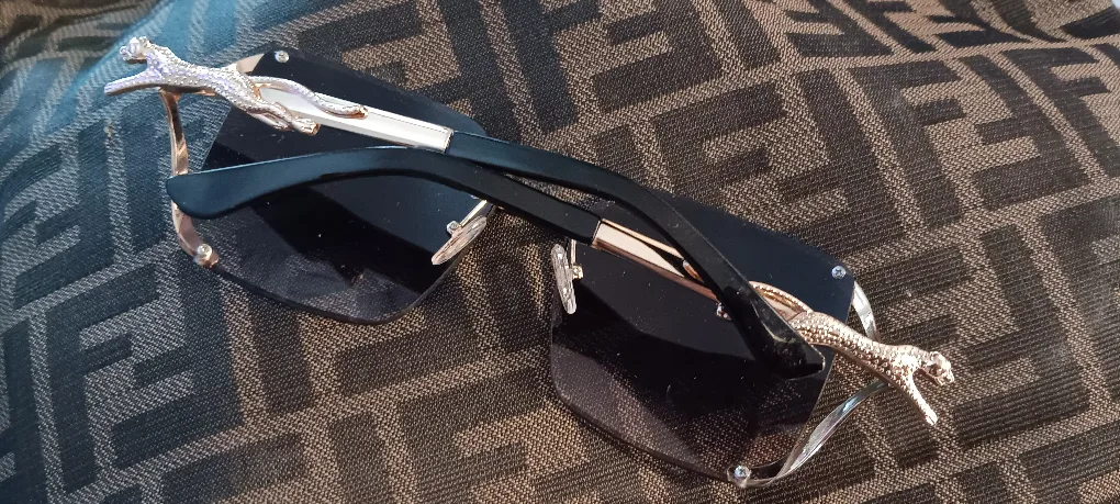 Cartier inspired sunglasses image indicator(5)