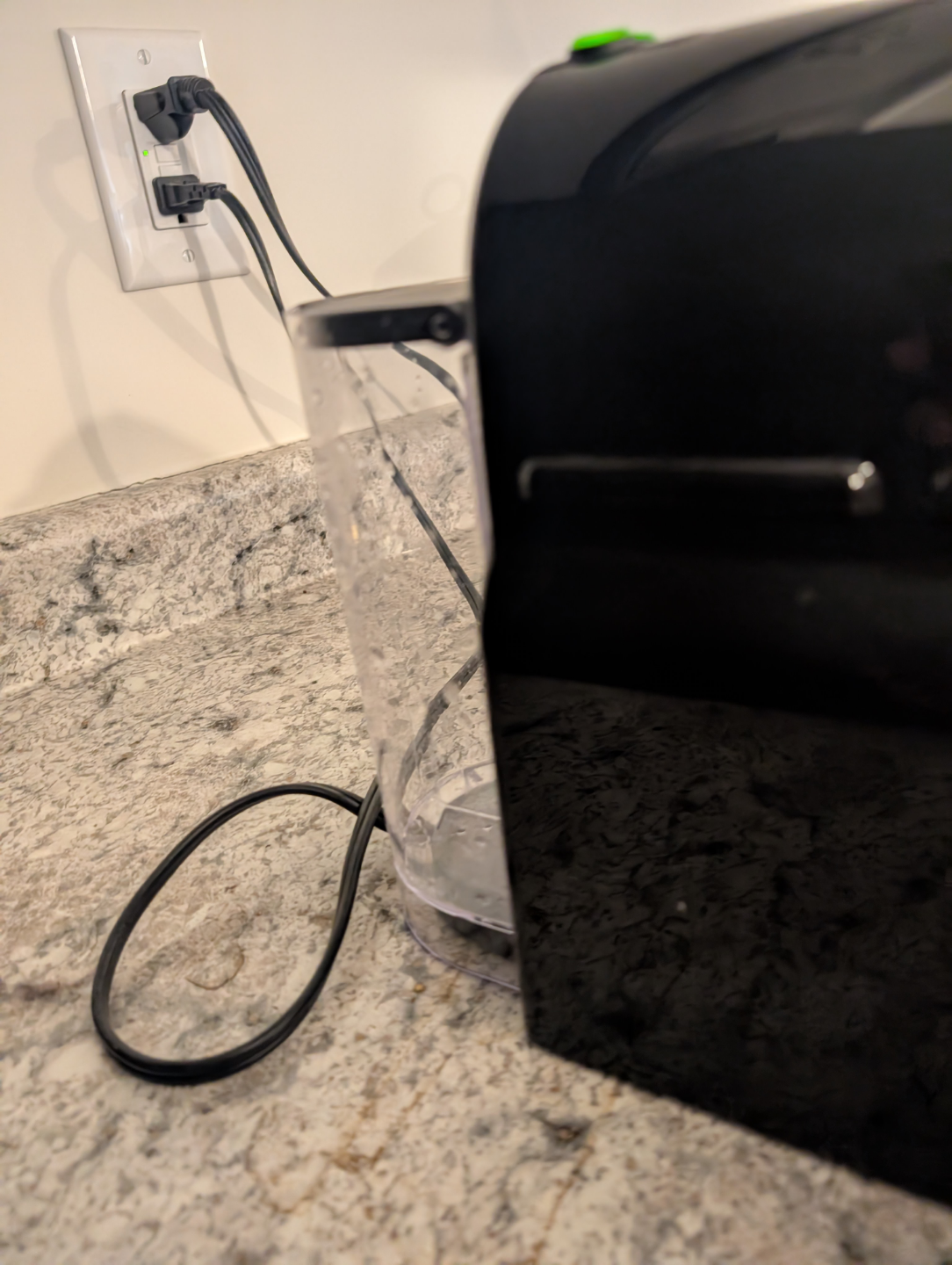 Nespresso DeLonghi Machine - photo 3