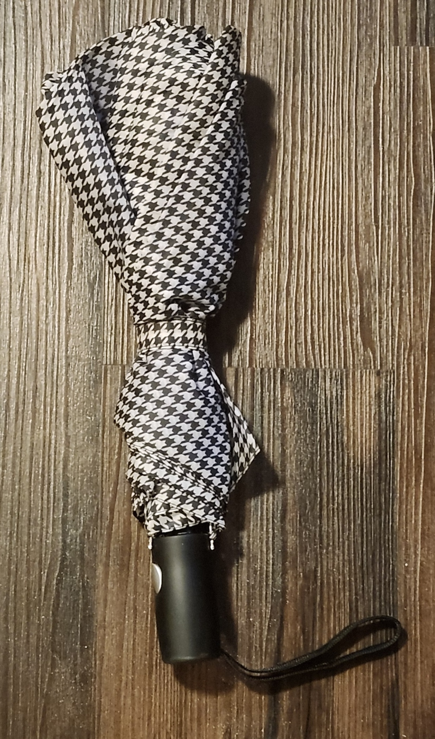 Compact Houndstooth Umbrella