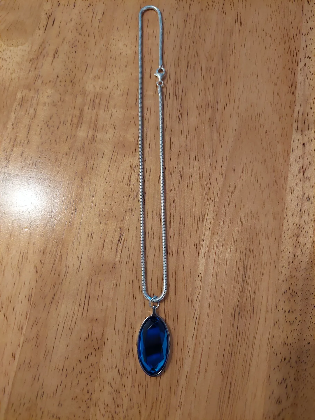 Elegant Blue Gemstone Pendant Necklace thumbnail