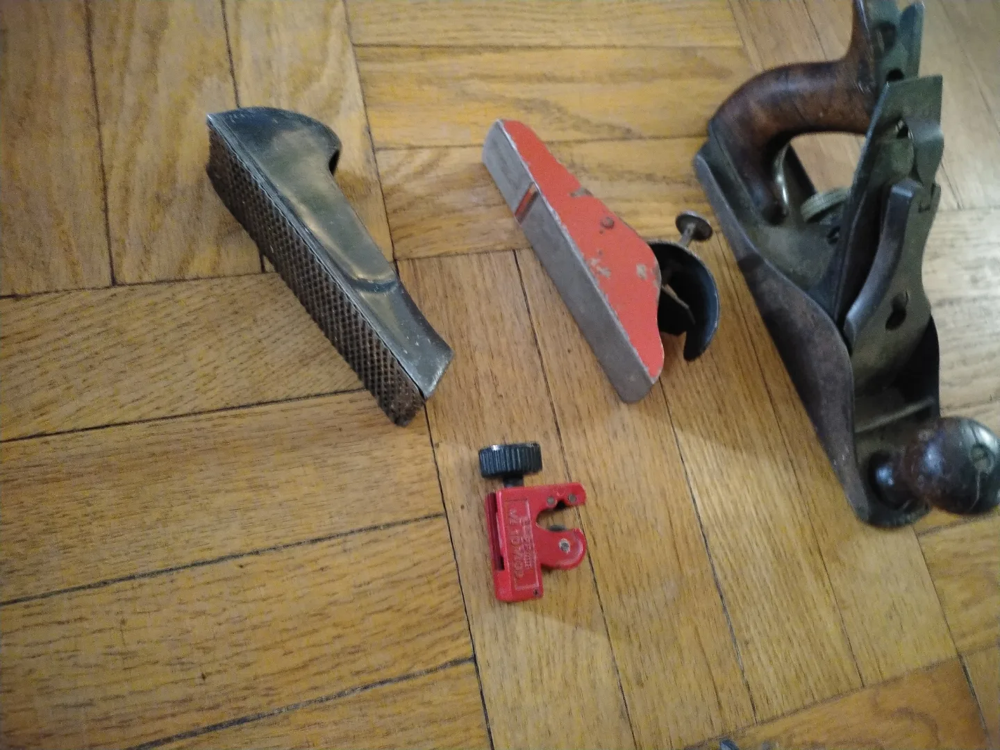 Vintage Woodworking Tools & Black & Decker Mouse Sander image indicator(5)