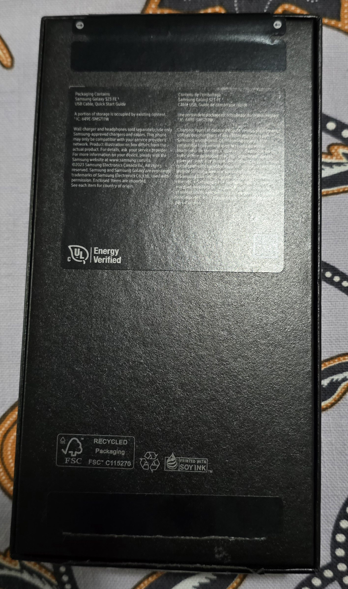 Samsung Galaxy S23 FE - photo 2