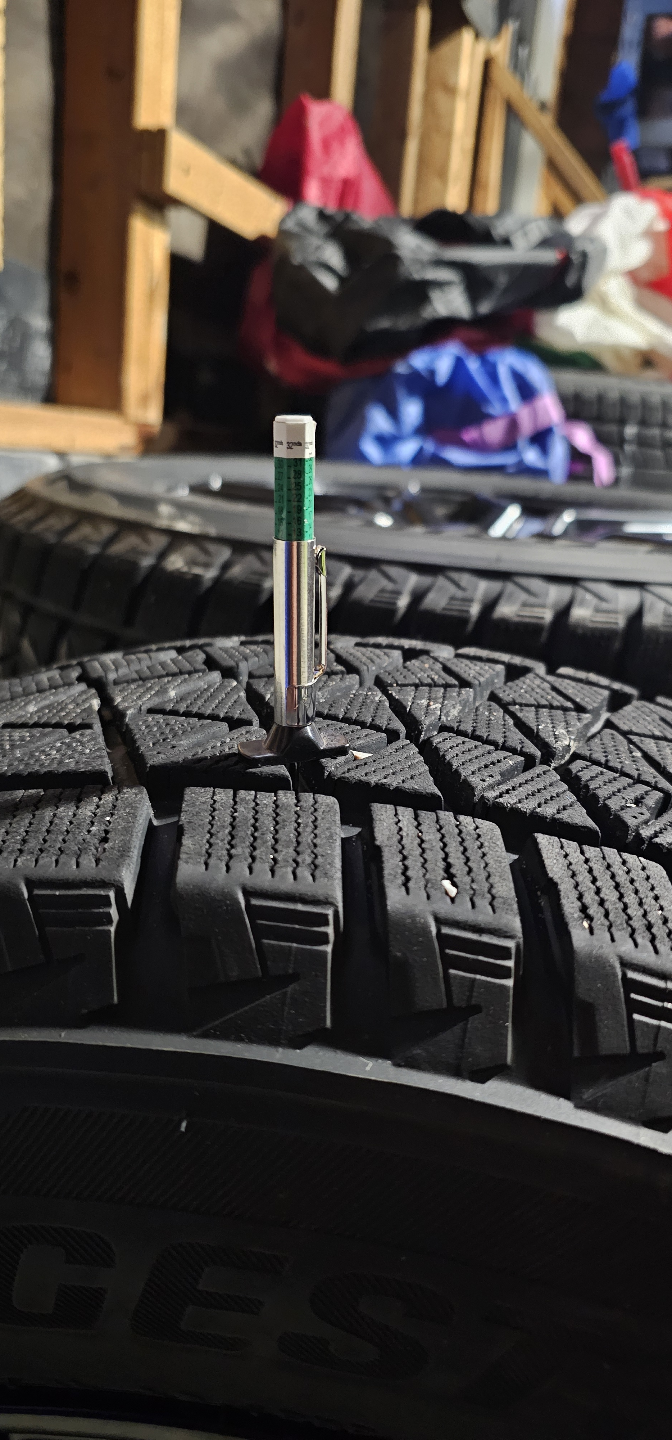 Winter Wheels 235/60R18 Bridgestone Blizzak DMV2 & Alloy Rims - photo 3