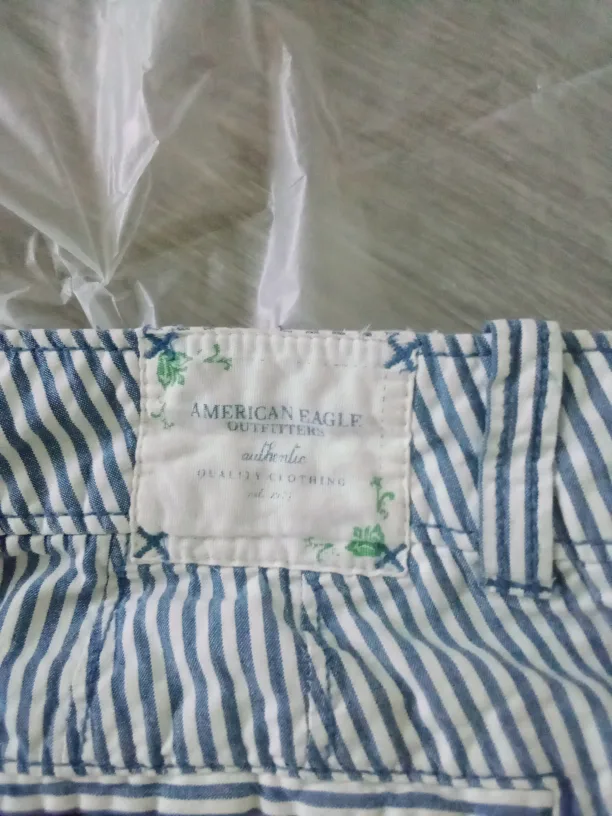 American Eagle Outfitters Girls' Size 6 Striped Shorts image indicator(4)