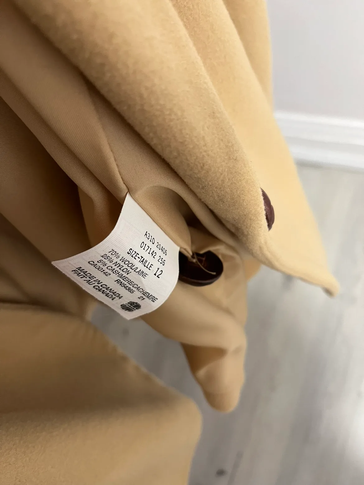 Collection Internationale Petite Women's Coat image indicator(2)