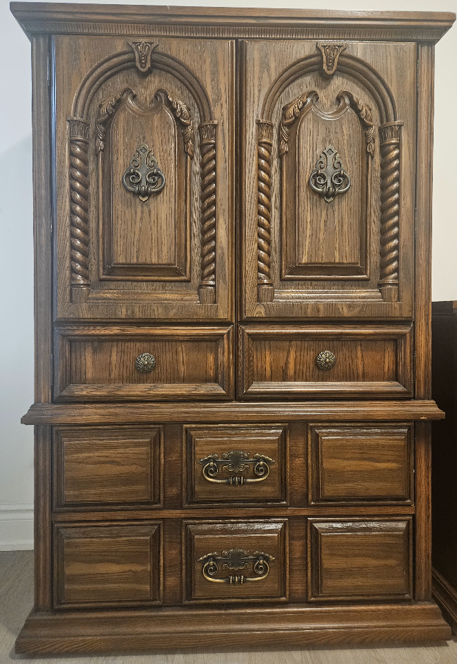 Vintage Wooden Bedroom Set - photo 3