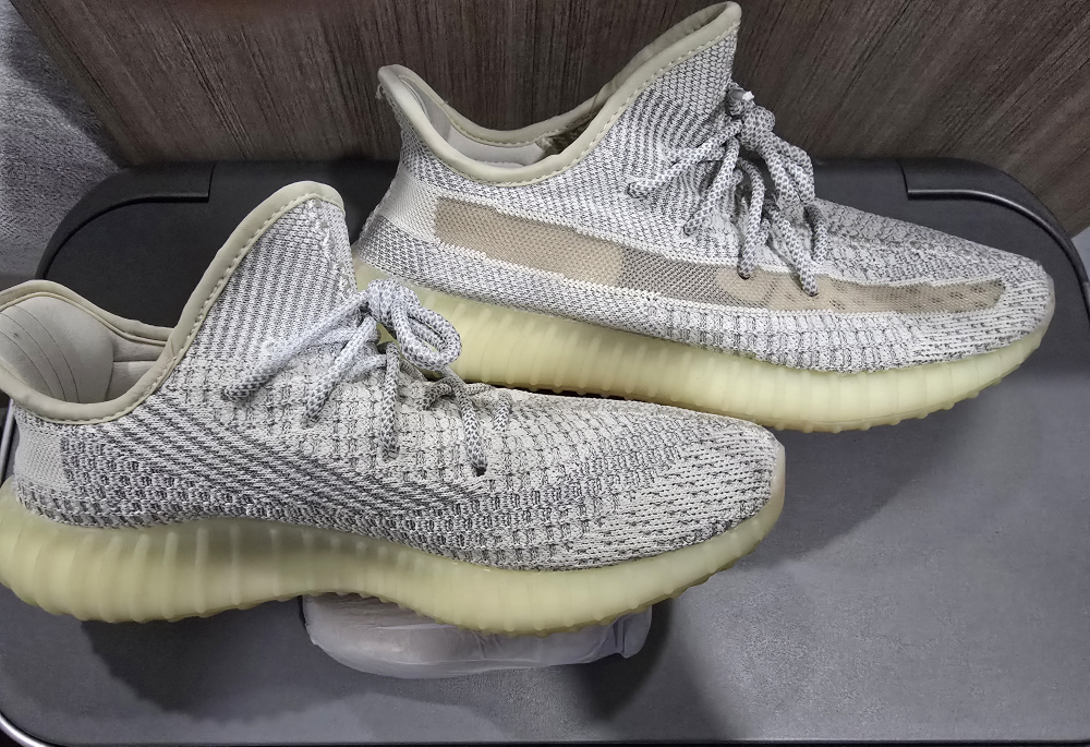 Adidas Yeezy Boost 350 V2 Lundmark Reflective Sneakers - 10M💚 - photo 4