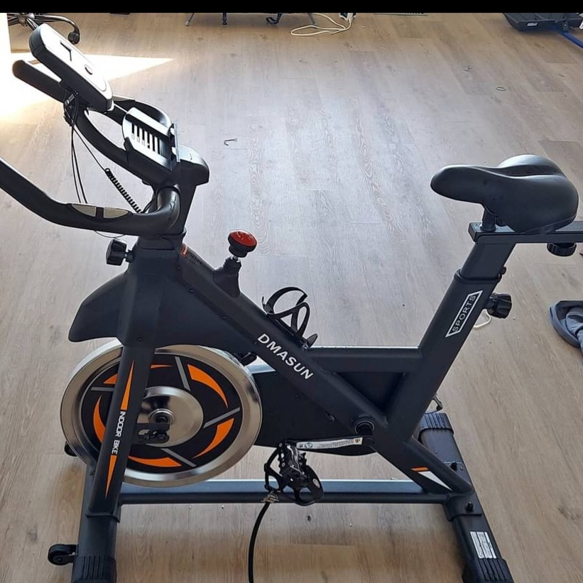 DMASUN Indoor Cycling Exercise Bike - Like New