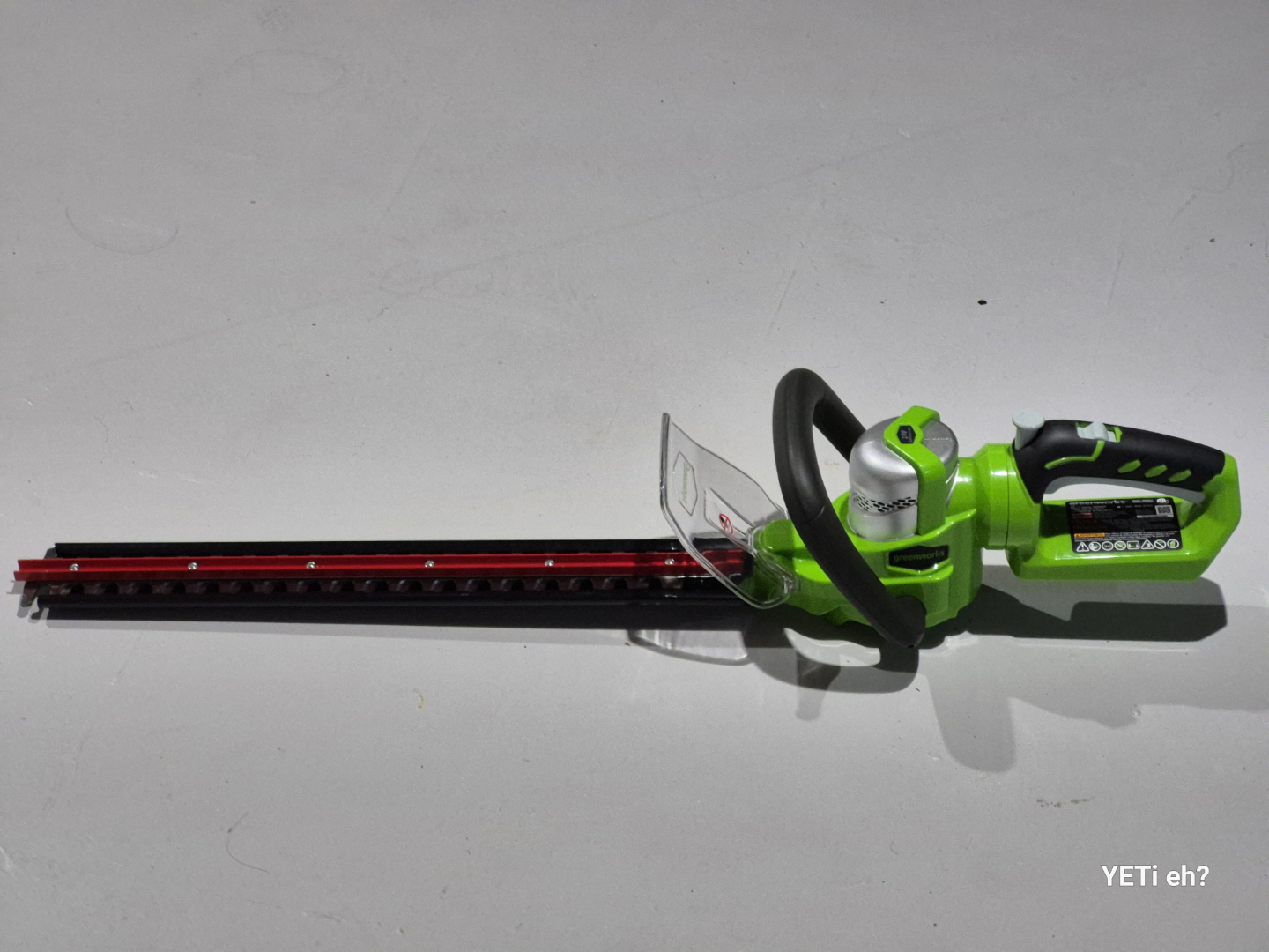 Greenworks 24V Cordless Hedge Trimmer (NO BATTERY) - photo 3