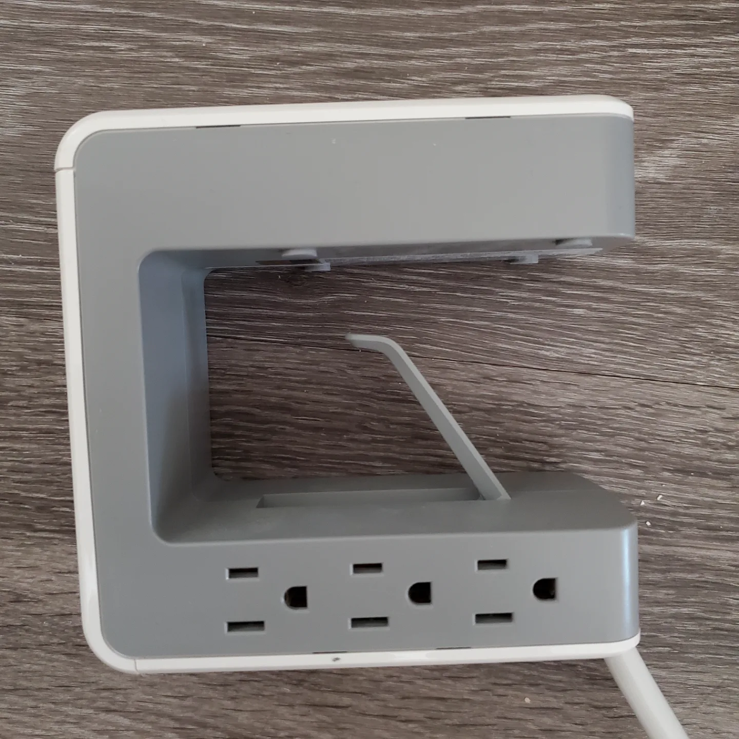 Desk Mount Power Bar with USB Ports image indicator(3)