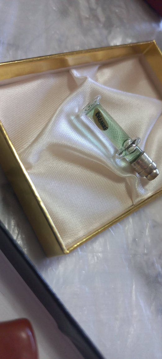 Vintage 2000 Perfume Sample in Gold Box - photo 3