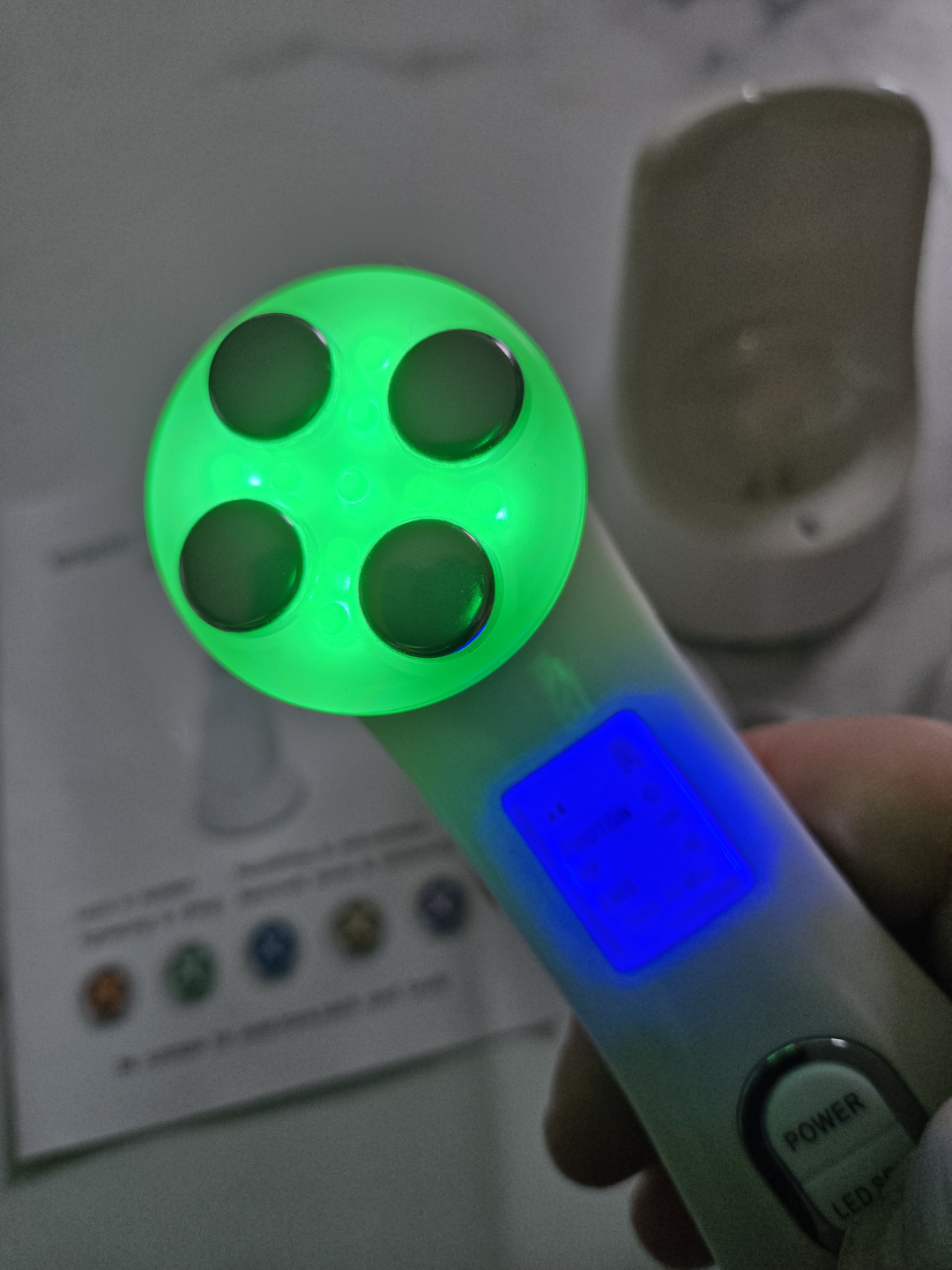 NEW LED Red Light Phototherapy Skin Rejuvenation Device - photo 4