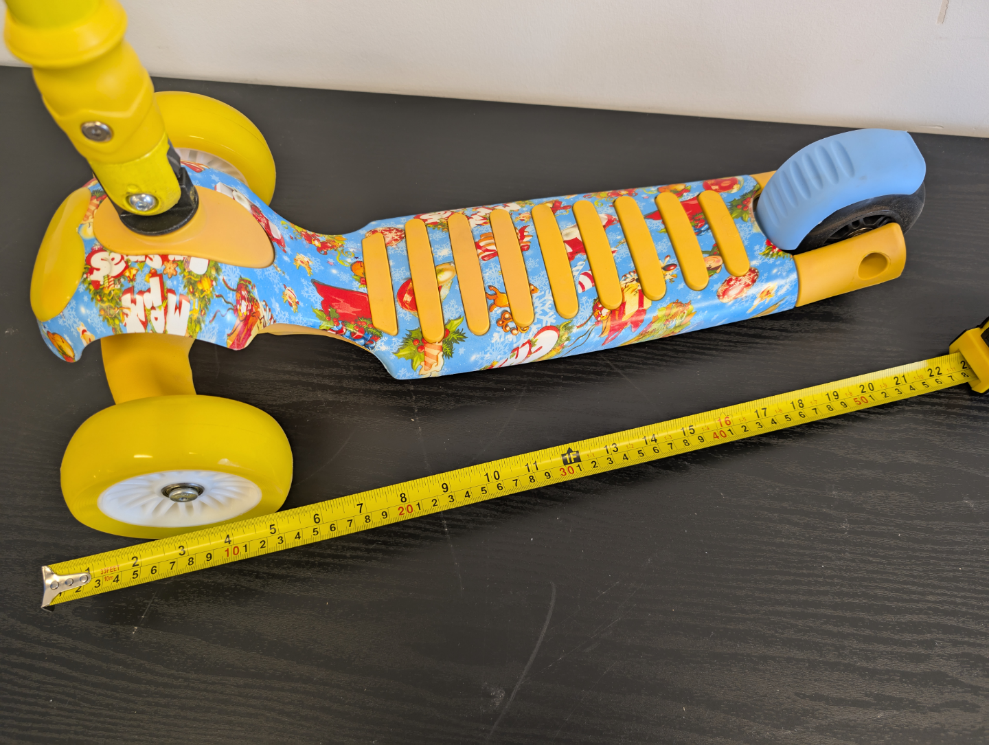 New! Kids' Scooter - 3 wheels Foldable and Adjustable height. - photo 2
