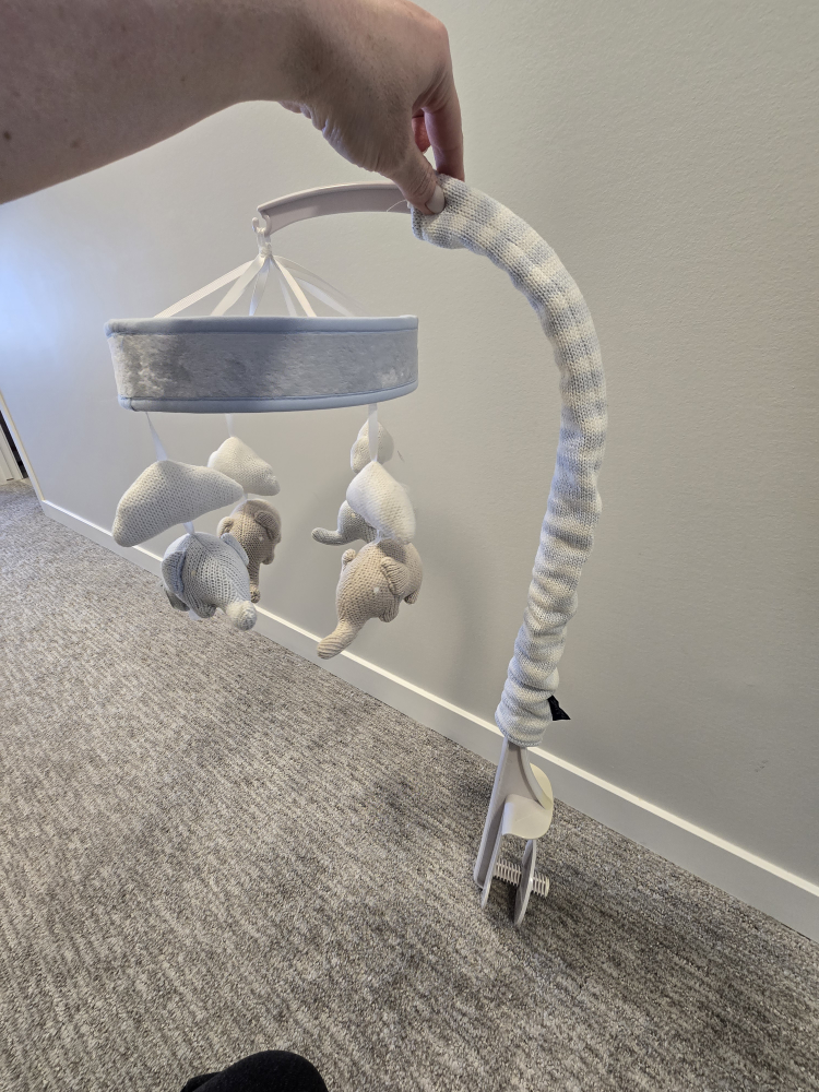💚 Baby Crib Mobile with Elephants