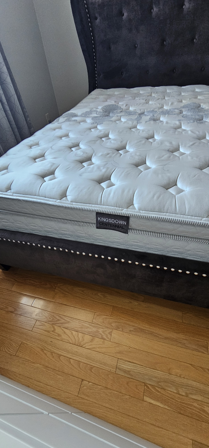 Queen Size Bed Frame with Mattress - photo 3