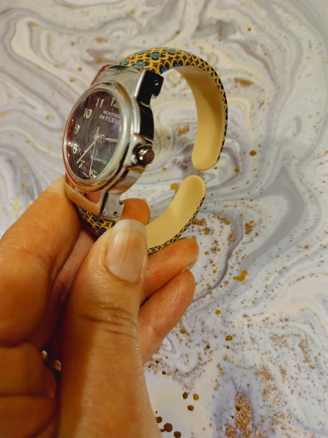 Montres de Fleur Quartz Watch image indicator(2)