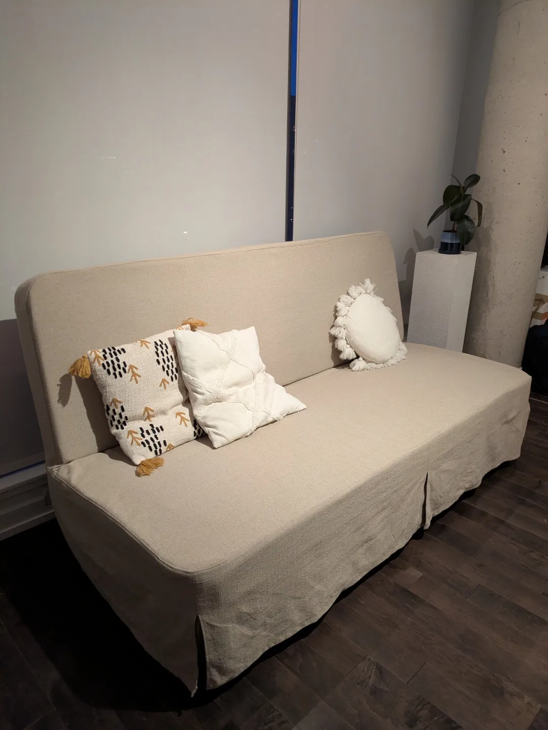 Very Comfy Sofabed ($677 new!) - Excellent Condition✨ image indicator(3)
