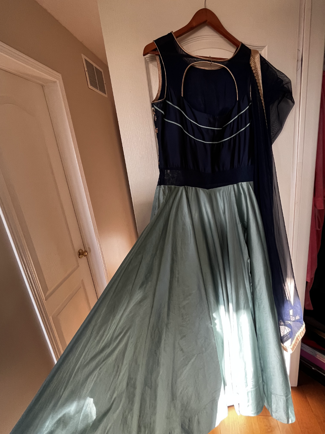 Gorgeous Embroidered Anarkali Suit - photo 3