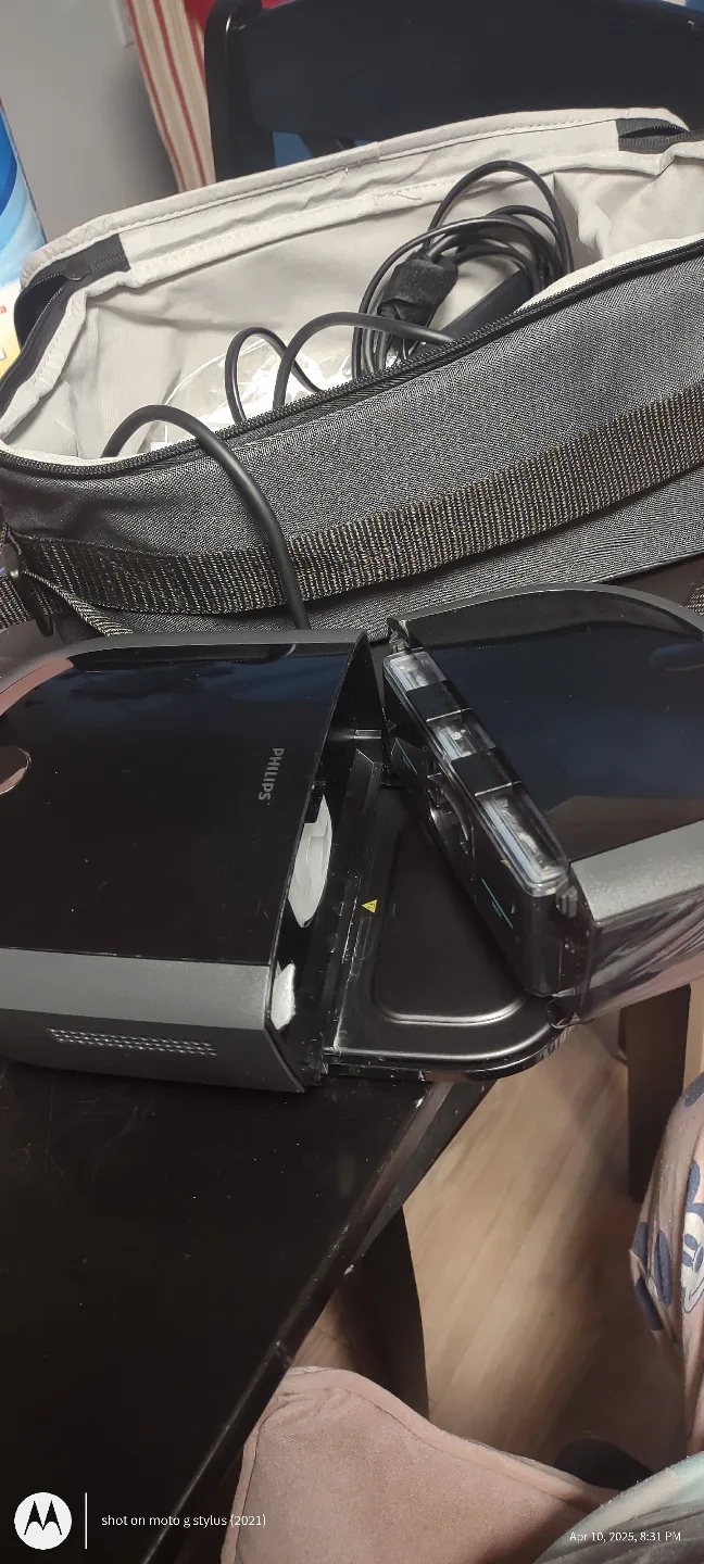 Philips Respironics DreamStation Go Auto CPAP Machine image indicator(2)