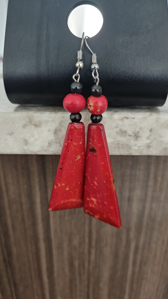 Red and Black Beaded Dangle Earrings