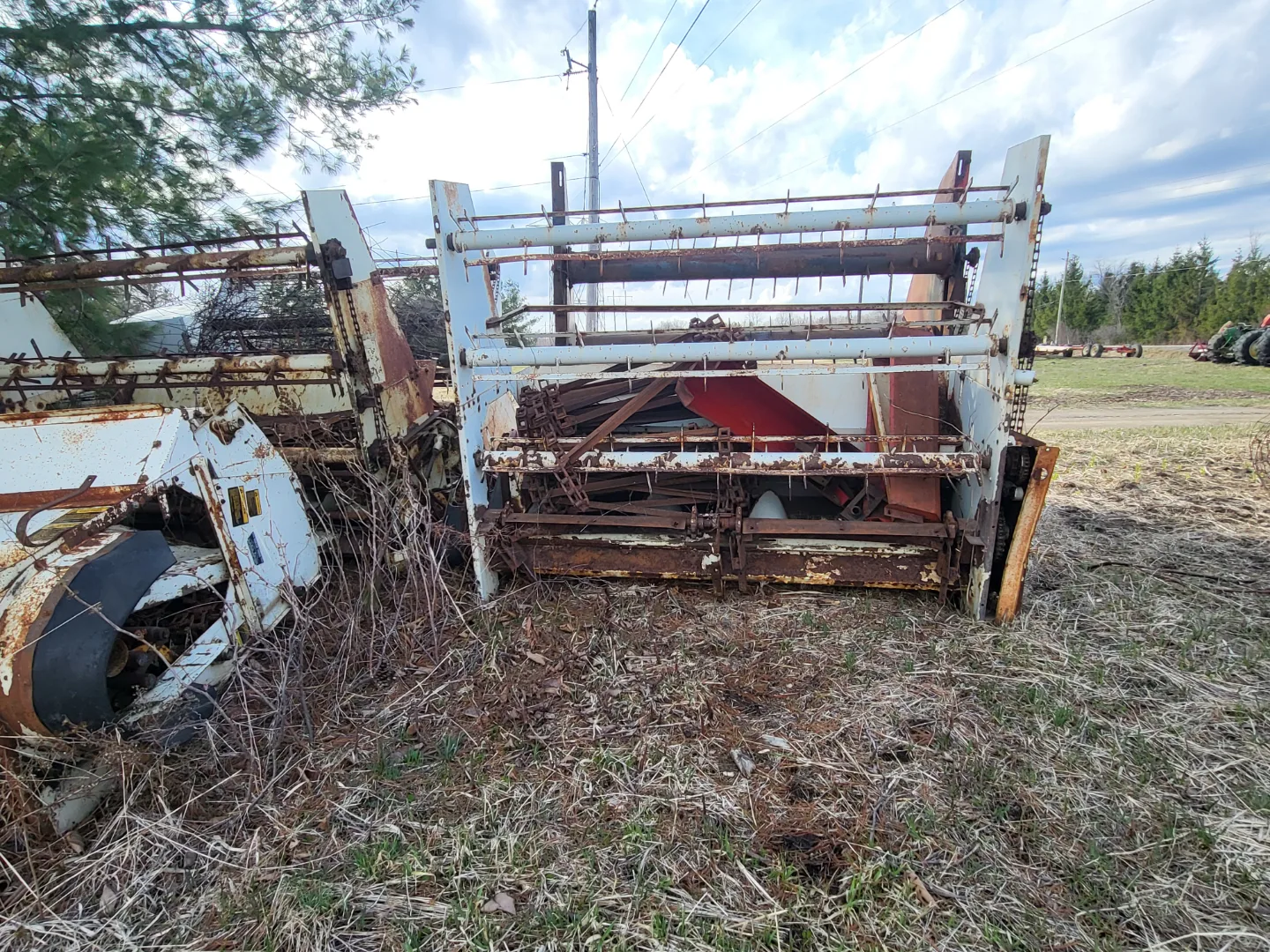 Gehl & Dion Forage Wagon Head with Apron Chains thumbnail