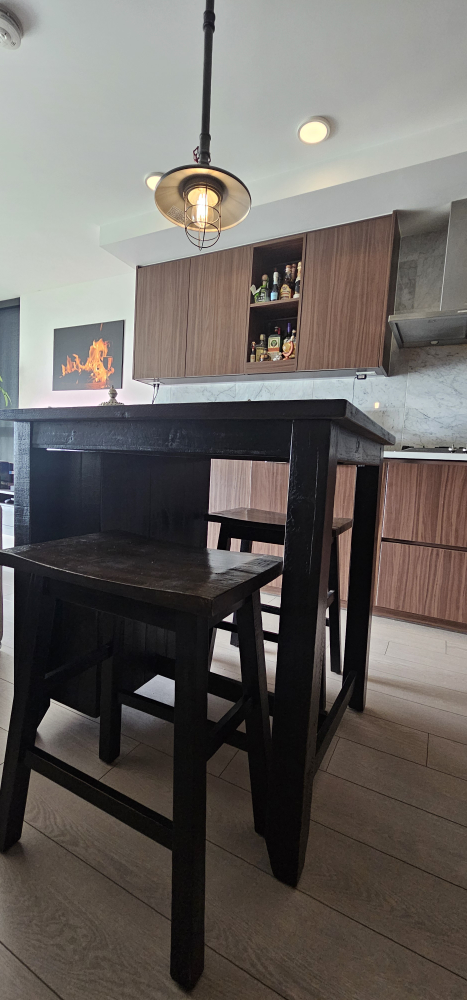 Dining Table - photo 3