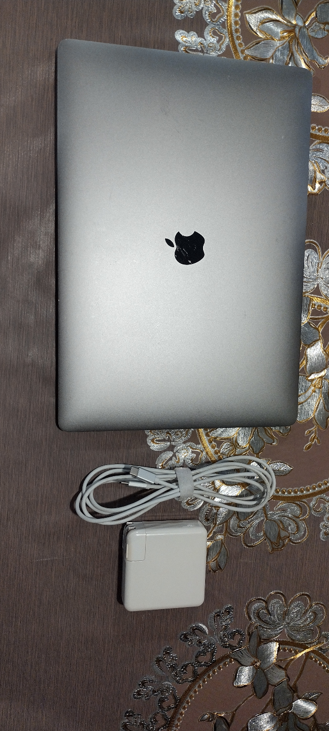 MacBook Pro 15-inch 2017 - macOS Ventura