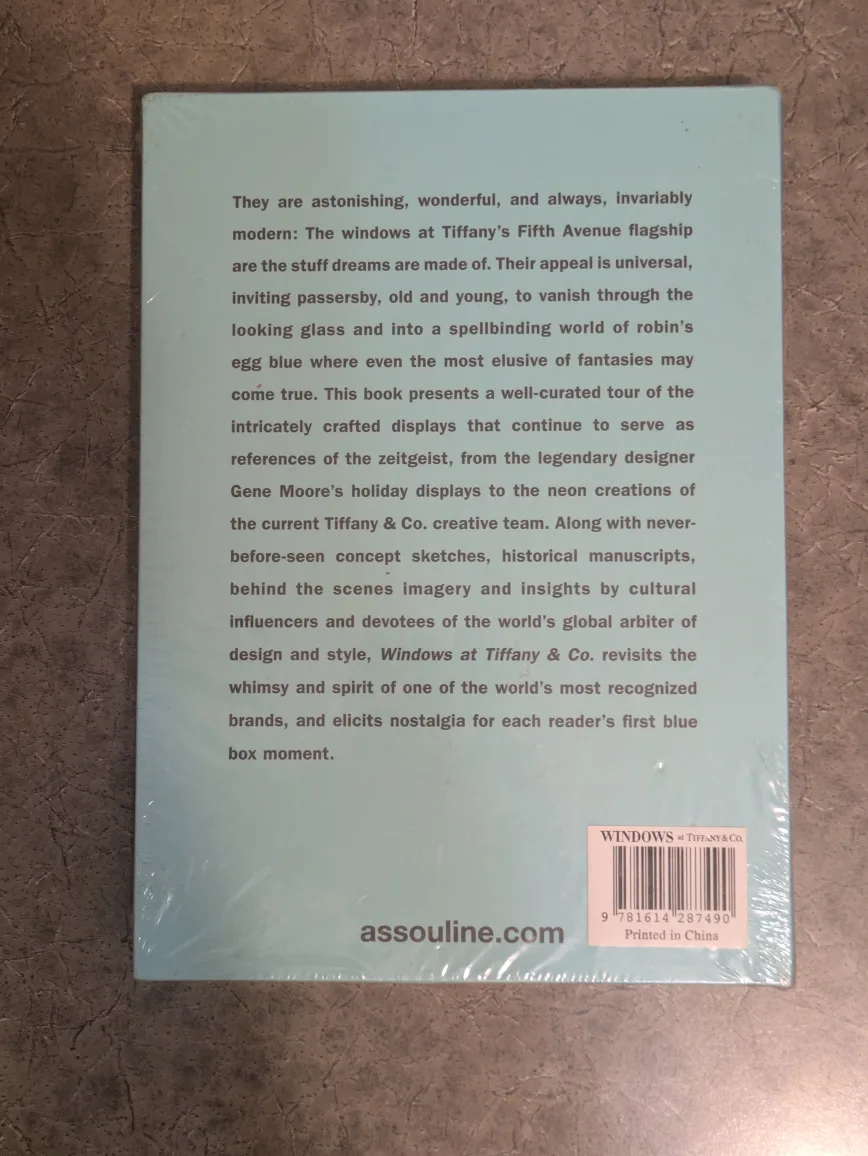 Windows at Tiffany & Co. Book - Assouline image indicator(2)