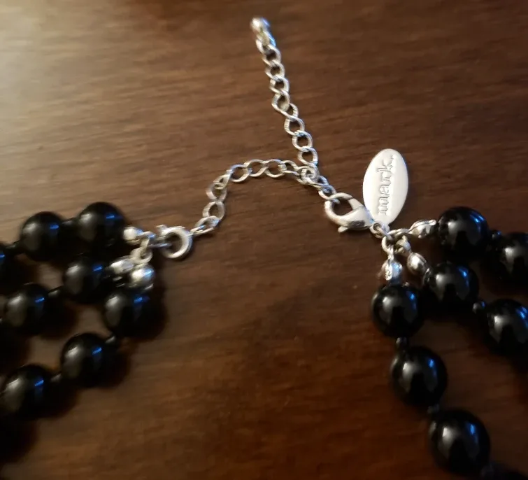 Three-Strand Black Bead Necklace 💚🌱 image indicator(2)