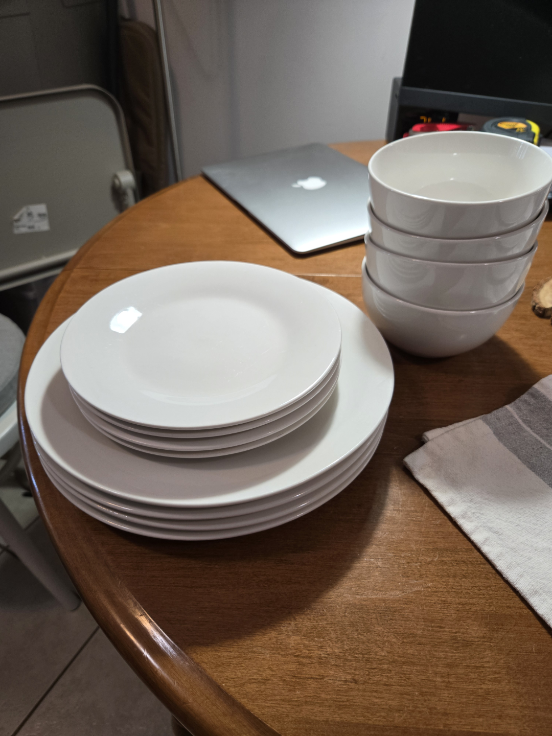 White Dinnerware Set - Plates and Bowls