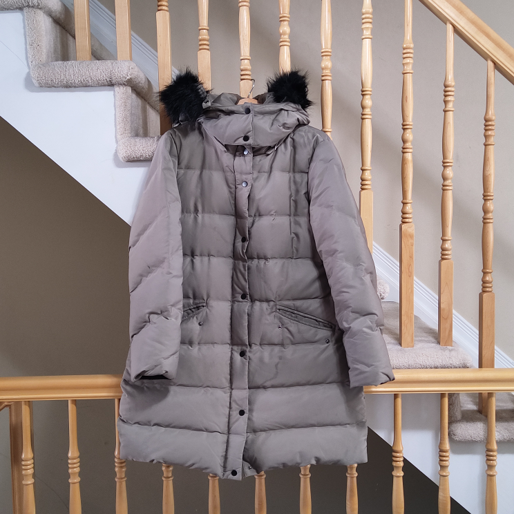 Women's Long Puffer Coat with Faux Fur Hood - photo 4