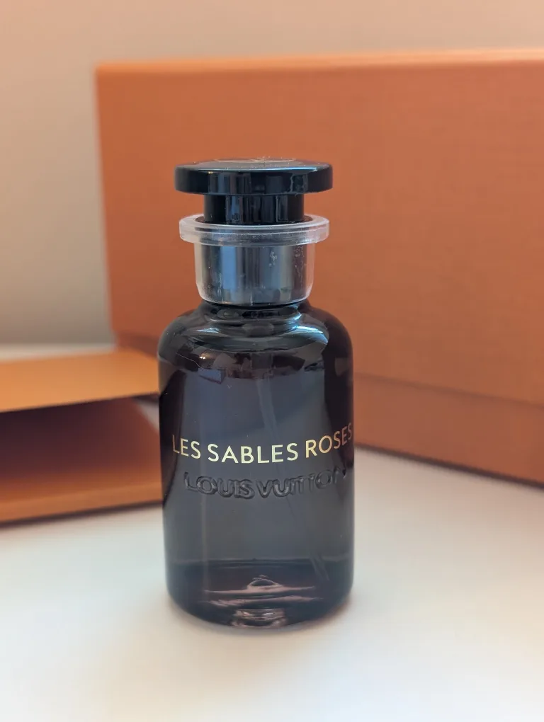 Louis Vuitton Perfume Discovery Set image indicator(3)