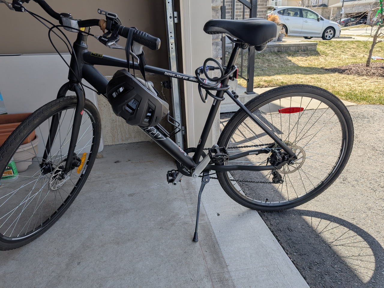 Used Gravity FS200 Hybrid Men's Bicycle