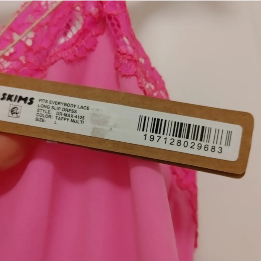 SKIMS Fits Everybody Lace Long Dress image indicator(8)