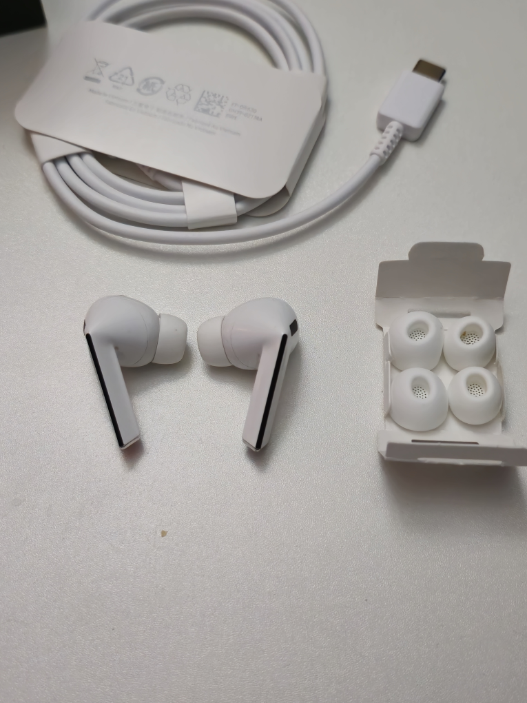 Samsung Galaxy Buds 3 Pro – Earbuds Only (No Case) - photo 3