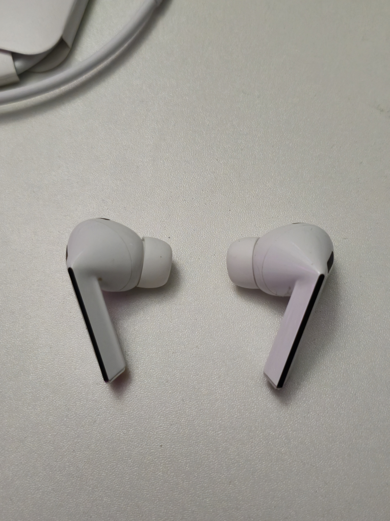 Samsung Galaxy Buds 3 Pro – Earbuds Only (No Case) - photo 4