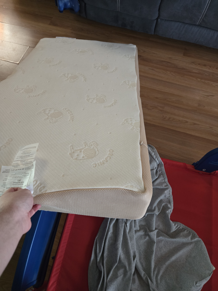 Organic Crib Mattress - 0-12 Months - with Paw Patrol bedframe! - photo 2