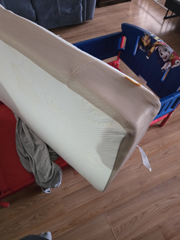 Organic Crib Mattress - 0-12 Months - with Paw Patrol bedframe! - photo 3