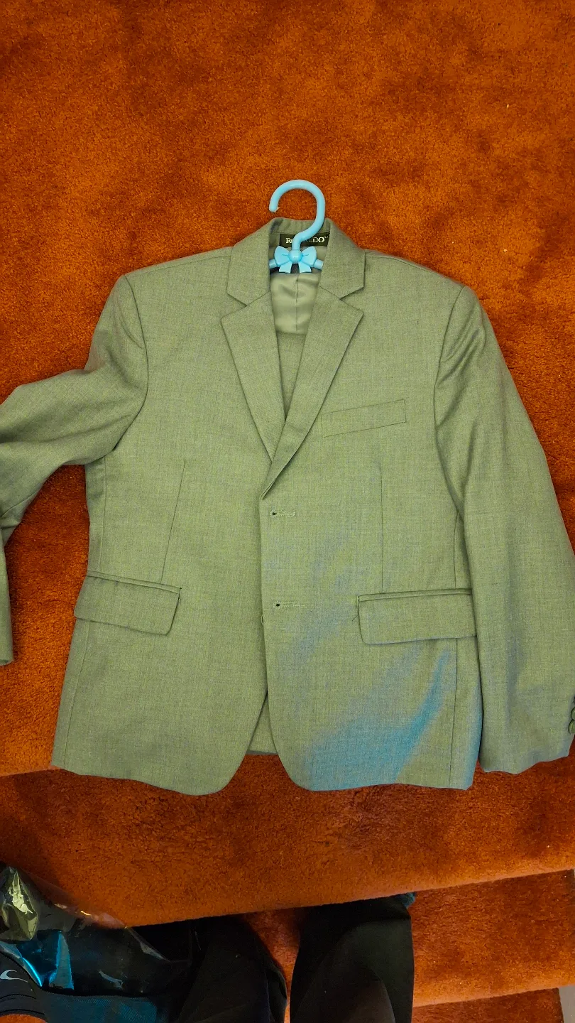 Kids Grey Suit - Size 7 - Ronaldo Madrid