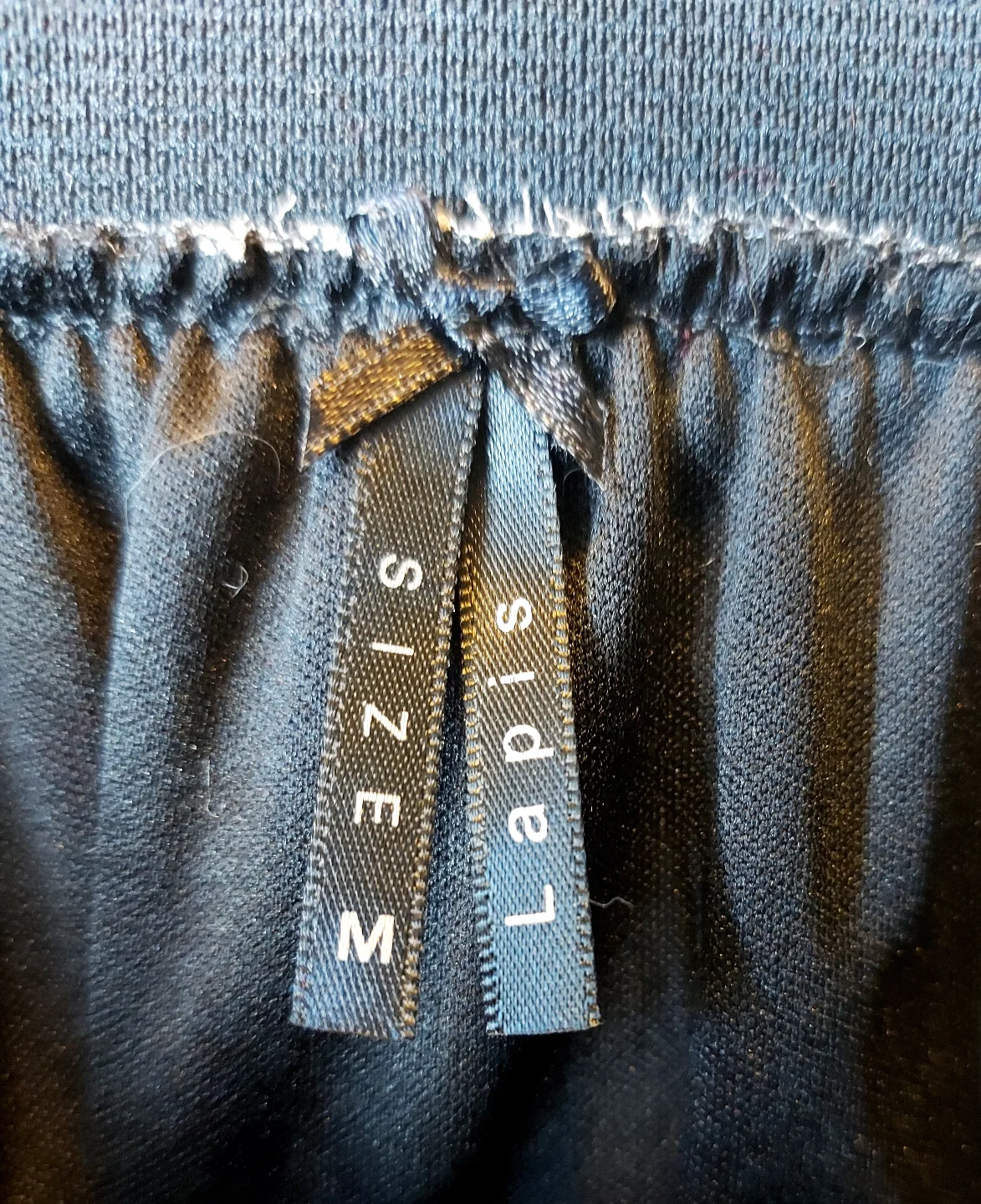 Black and White Long Skirt image indicator(4)