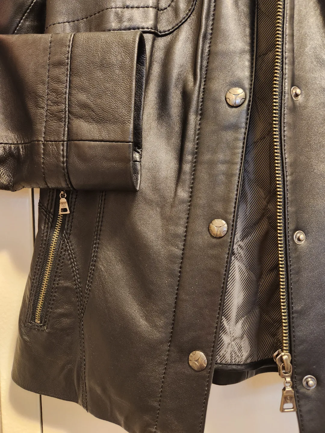 Danier Leather Jacket image indicator(5)