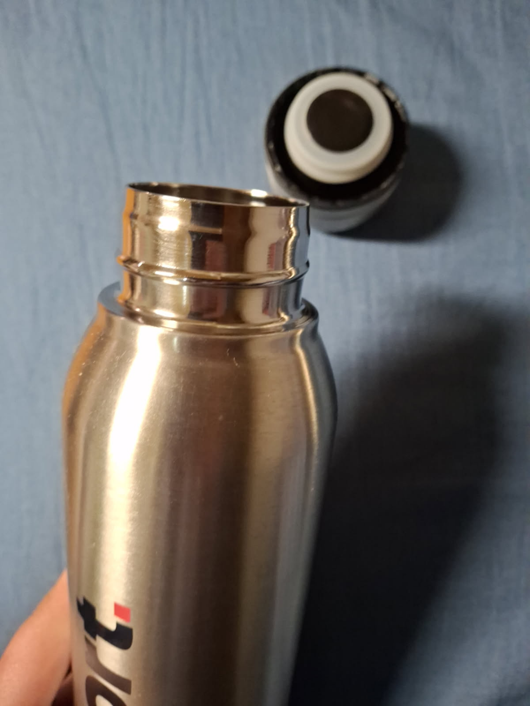 Stainless Steel Leak proof Water Bottle - photo 2
