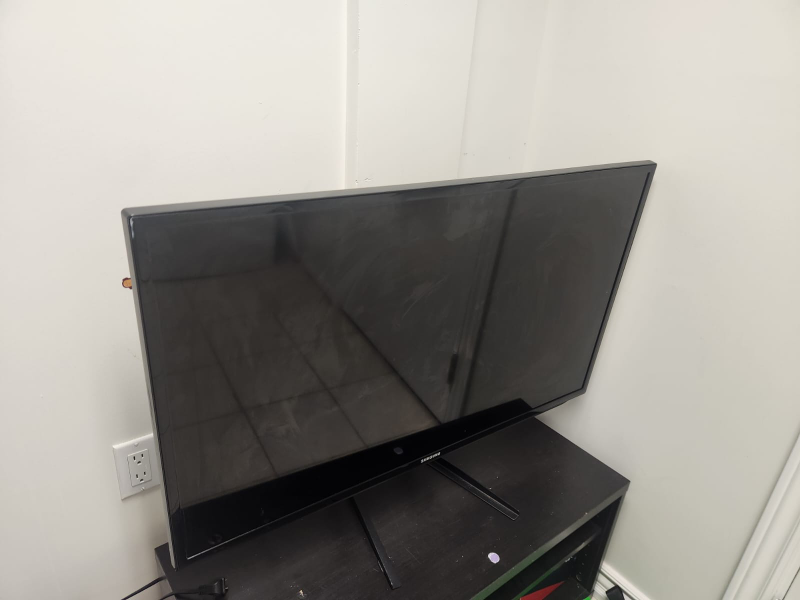 Samsung UN40H5203 40-inch Smart LED TV - photo 2